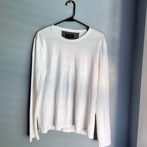 White casual long sleeve shirt